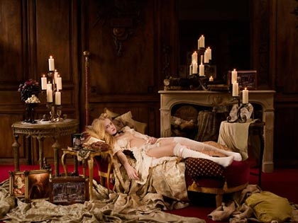 “Nữ hầu tước” Cora Schumacher nổi loạn - 6 “Nữ hầu tước” Cora Schumacher nổi loạn - 6