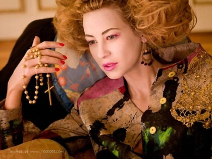 “Nữ hầu tước” Cora Schumacher nổi loạn - 4 “Nữ hầu tước” Cora Schumacher nổi loạn - 4