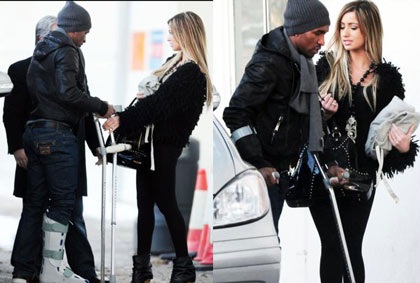 Người đẹp Houghton hết lòng chăm sóc Defoe - 2 Người đẹp Houghton hết lòng chăm sóc Defoe - 2