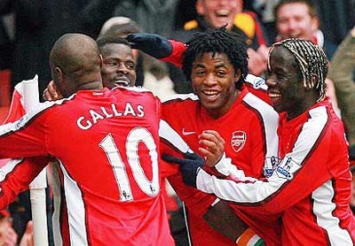 AS Roma - Arsenal: Vé cho The Gunners? - 1