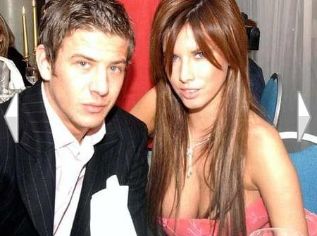 Sao Schalke 04 bỏ rơi cả Hoa hậu - 1