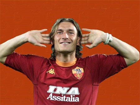 “Hoàng tử” Totti lọt tốp 10 chân sút mọi thời đại Serie A - 1 “Hoàng tử” Totti lọt tốp 10 chân sút mọi thời đại Serie A - 1