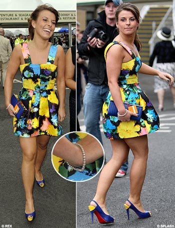 Vợ Gerrard xúng xính trong lễ hội Quý bà - 3