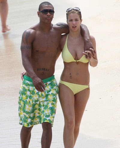 Marcus Bent tranh thủ nghỉ Hè với người đẹp Gemma - 5 Marcus Bent tranh thủ nghỉ Hè với người đẹp Gemma - 5