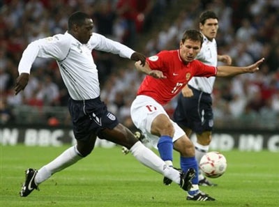 Đội hình lão tướng kỳ vọng toả sáng tại Euro 2008 - 2 Đội hình lão tướng kỳ vọng toả sáng tại Euro 2008 - 2