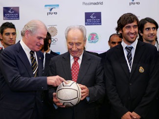 Real thi đấu giao hữu “Vì hòa bình” tại Israel - 6