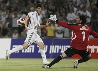 Real thi đấu giao hữu “Vì hòa bình” tại Israel - 2