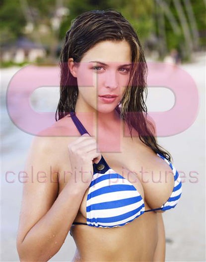 Bạn gái cũ Ronaldo tiết lộ bộ ảnh bikini 2009 - 16 Bạn gái cũ Ronaldo tiết lộ bộ ảnh bikini 2009 - 16