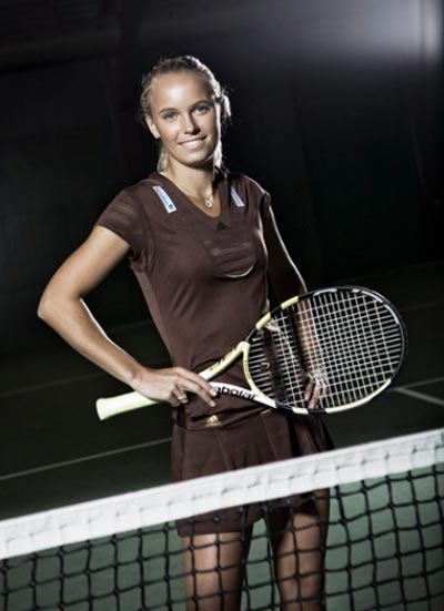 Caroline Wozniacki - Người đẹp mới nổi của làng banh nỉ - 7 Caroline Wozniacki - Người đẹp mới nổi của làng banh nỉ - 7
