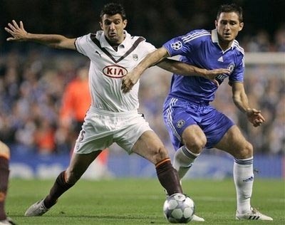 Chelsea thắng nhàn nhã, “địa chấn” tại Roma - 1 Chelsea thắng nhàn nhã, “địa chấn” tại Roma - 1