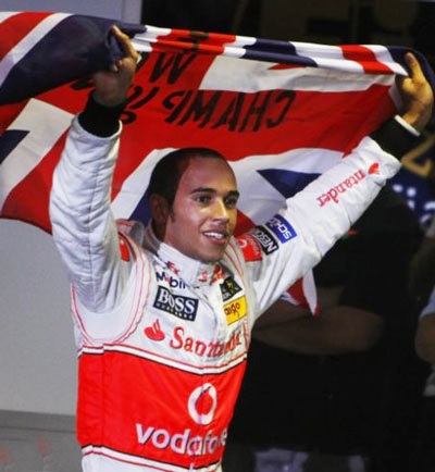 Vô địch F1 2008, Hamilton được bạn gái “yêu” - 1 Vô địch F1 2008, Hamilton được bạn gái “yêu” - 1