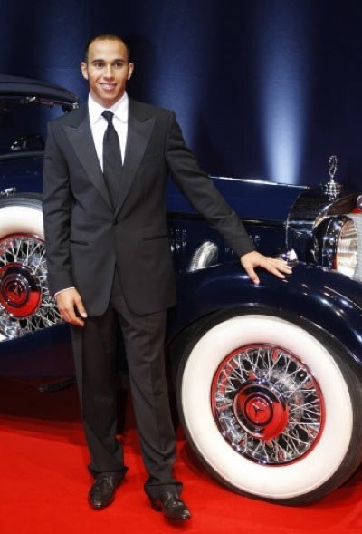 Lewis Hamilton được người Đức vinh danh - 2 Lewis Hamilton được người Đức vinh danh - 2