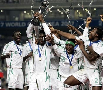 Đại bàng Nigeria vô địch U17 thế giới - 9 Đại bàng Nigeria vô địch U17 thế giới - 9