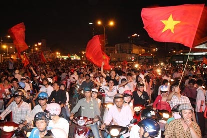 Chùm ảnh: Sài Gòn đêm không ngủ! - 13 Chùm ảnh: Sài Gòn đêm không ngủ! - 13
