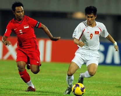 Kiên cường hạ Singapore, Việt Nam vào Chung kết AFF Cup - 3 Kiên cường hạ Singapore, Việt Nam vào Chung kết AFF Cup - 3