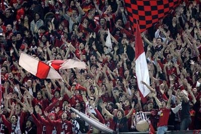 Đánh bại ĐKVĐ Châu Á, Milan hẹn gặp Boca tại chung kết - 1 Đánh bại ĐKVĐ Châu Á, Milan hẹn gặp Boca tại chung kết - 1