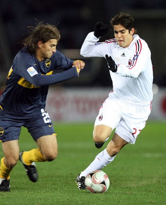 Đánh bại Boca, Milan đưa Cúp CLB TG về Châu Âu - 1 Đánh bại Boca, Milan đưa Cúp CLB TG về Châu Âu - 1