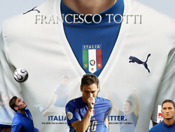 Totti kiên quyết “đoạn tuyệt” với sắc áo Thiên thanh - 1 Totti kiên quyết “đoạn tuyệt” với sắc áo Thiên thanh - 1
