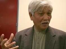 Nhà sử học Dương Trung Quốc: Muốn mặc quần soóc đi làm! - 1 Nhà sử học Dương Trung Quốc: Muốn mặc quần soóc đi làm! - 1