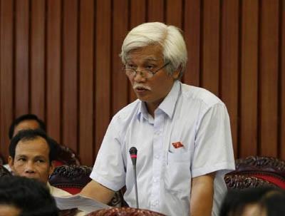 "Quà tặng" cho cử tri ngày về - 1 "Quà tặng" cho cử tri ngày về - 1