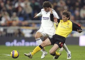 Real thu hẹp khoảng cách, "động đất" tại Seville - 1 Real thu hẹp khoảng cách, "động đất" tại Seville - 1