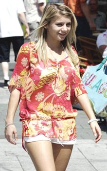 Bạn gái Walcott- Thần tượng của tuổi teen Anh - 9 Bạn gái Walcott- Thần tượng của tuổi teen Anh - 9