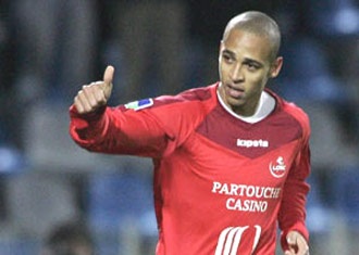 Milan sẽ "nối giáo" cho Lille? - 2 Milan sẽ "nối giáo" cho Lille? - 2