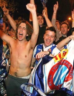 Xứ Catalan thống trị bóng đá Tây Ban Nha mùa này - 2