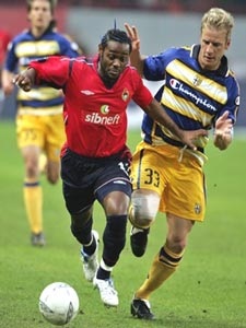 "Bộ tứ huyền ảo" bị... bỏ rơi - 1