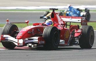 Massa qua mặt cả Alonso và Schumacher - 1