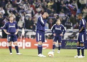 Milito vùi dập Real - 1 Milito vùi dập Real - 1