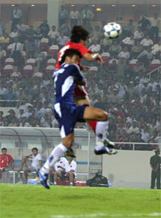 Việt Nam "mất" Cúp một cách đáng tiếc! - 2 Việt Nam "mất" Cúp một cách đáng tiếc! - 2