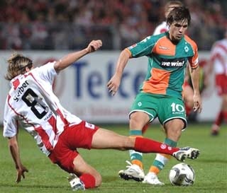 Bremen vùi dập Mainz, “Hùm xám” dần tìm lại chính mình - 1 Bremen vùi dập Mainz, “Hùm xám” dần tìm lại chính mình - 1