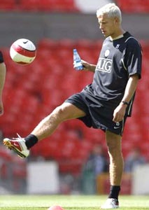 Alan Smith đã bình phục chấn thương - 1