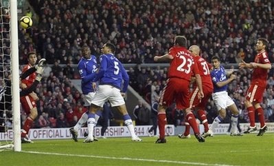 Liverpool và Arsenal cùng bị cầm chân đáng thất vọng - 1 Liverpool và Arsenal cùng bị cầm chân đáng thất vọng - 1