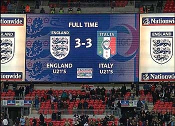 Wembley "khai sân" bằng trận hòa của U21 Anh - 6