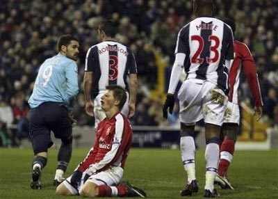 Arsenal thắp lên hy vọng trở lại tốp 4 - 3 Arsenal thắp lên hy vọng trở lại tốp 4 - 3