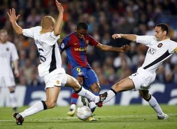 Chủ tịch Barca lớn tiếng dọa MU - 1 Chủ tịch Barca lớn tiếng dọa MU - 1