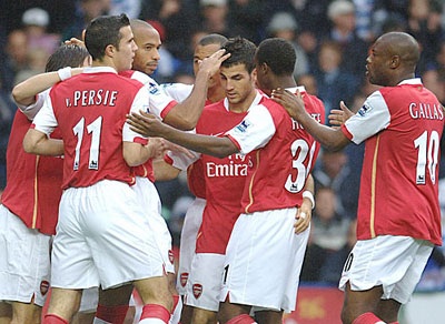 Arsenal muốn "trói" Arsene Wenger - 1 Arsenal muốn "trói" Arsene Wenger - 1