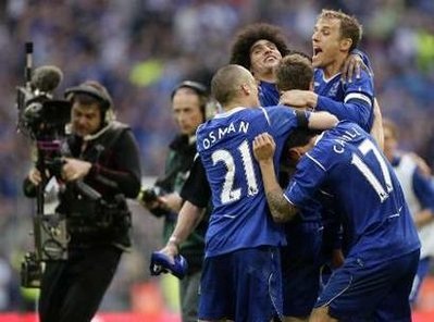 Hạ gục “Quỷ đỏ” trên chấm penalty, Everton vào chung kết - 3 Hạ gục “Quỷ đỏ” trên chấm penalty, Everton vào chung kết - 3