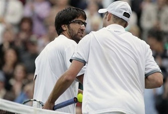 Sharapova và Roddick "rủ nhau" thất bại - 2