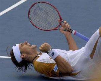 ĐKVĐ Roddick "sốc" nặng - 1