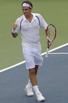 ĐKVĐ Roddick "sốc" nặng - 2