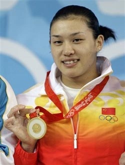 Michael Phelps thẳng tiến trên hành trình “viết lại” lịch sử Olympic - 2 Michael Phelps thẳng tiến trên hành trình “viết lại” lịch sử Olympic - 2