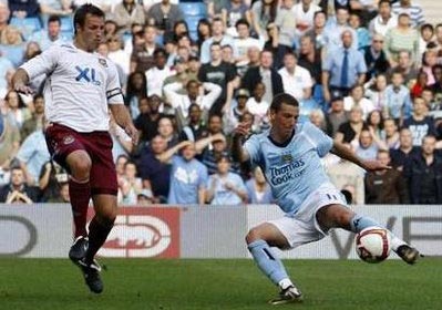 Dấu ấn những "cánh chim lạ" - 3 Dấu ấn những "cánh chim lạ" - 3