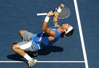 Henin loại Serena, Nadal vẫn chỉ là “vua đất nện” - 2