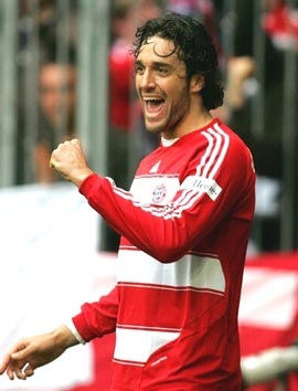 Ronaldo tái xuất, "Quỷ đỏ" nghênh chiến "tàu ngầm vàng" - 2 Ronaldo tái xuất, "Quỷ đỏ" nghênh chiến "tàu ngầm vàng" - 2