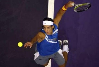 Federer “tốc hành” vào bán kết, Nadal gây thất vọng - 1 Federer “tốc hành” vào bán kết, Nadal gây thất vọng - 1
