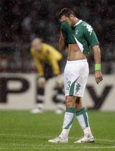 Pandev buộc Real chia điểm, Bremen bất ngờ “gục ngã” - 3 Pandev buộc Real chia điểm, Bremen bất ngờ “gục ngã” - 3