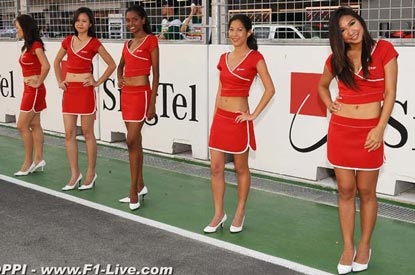 Hình ảnh các người đẹp tại chặng đua đêm Singapore GP - 3